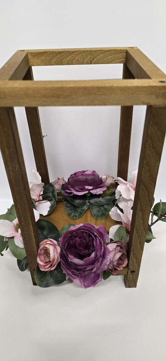 Flower and Wood Candle Holder
